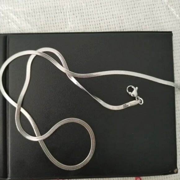 Hypoallergenic unisex Snake Chain - Picture 9 of 16